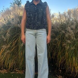 Anthropologie Pilcro Sleeveless Buttondown Blouse, size M, Color: BLUE MOTIF